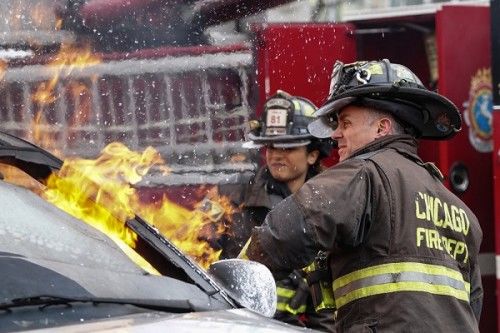 Chicago Fire S4E16 Two T's