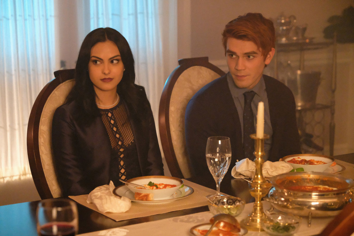 Riverdale S2E3 Chapter Sixteen: The Watcher in the Woods