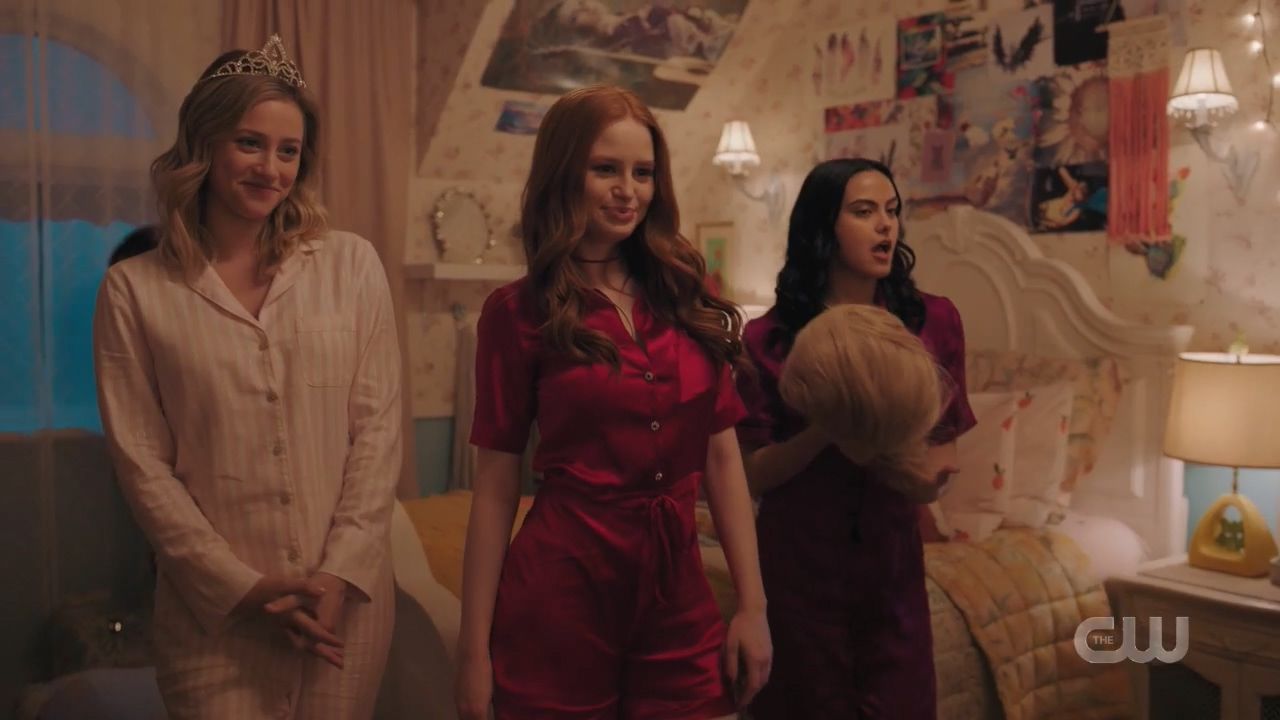 Riverdale S0E0 Chapter Seventy-Four: Wicked Little Town