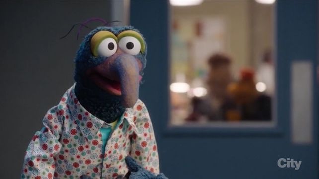 The Muppets S1E7 Pig's in a Blackout